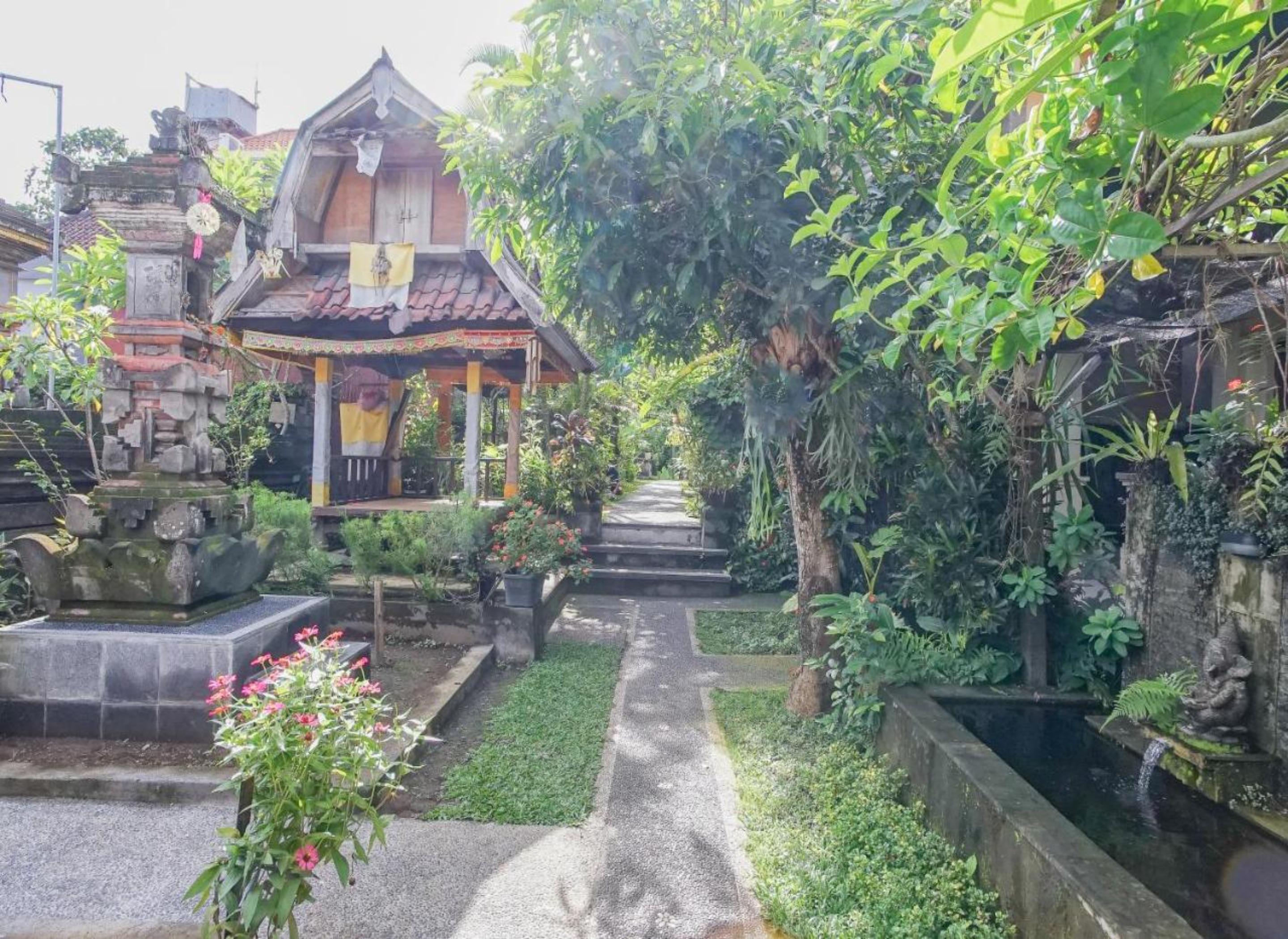 Matahari House Bed & Breakfast Убуд Екстериор снимка